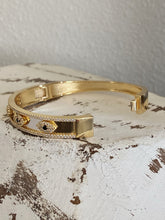 Load image into Gallery viewer, Mati Bracelet
