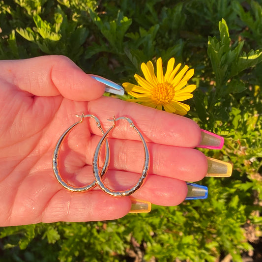 The Oval Hammered Hoops